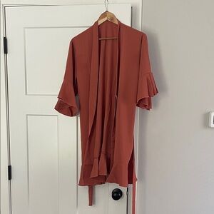 Birdy Grey Rust Colored Wobe